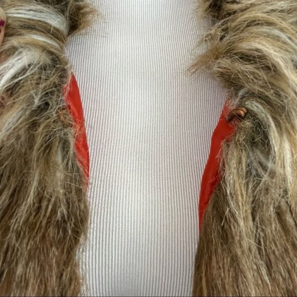 Jack BB Dakota Faux Fur Vest Jacket Large - Picture 5 of 7